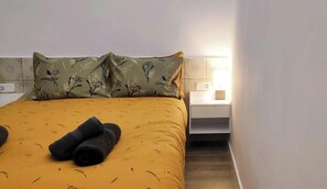 2 bedrooms, WiFi, bed sheets