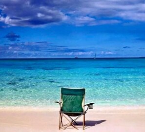 Una playa cerca