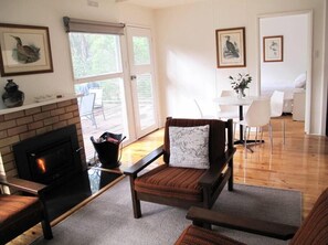 Interior - Wattletree Cottage Central Halls Gap (Halls Gap)