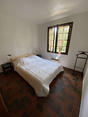 4 chambres, accès au Wi-Fi (inclus)