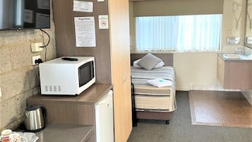 標準客房 | 書桌、手提電腦工作空間、熨斗/熨衫板、免費 Wi-Fi