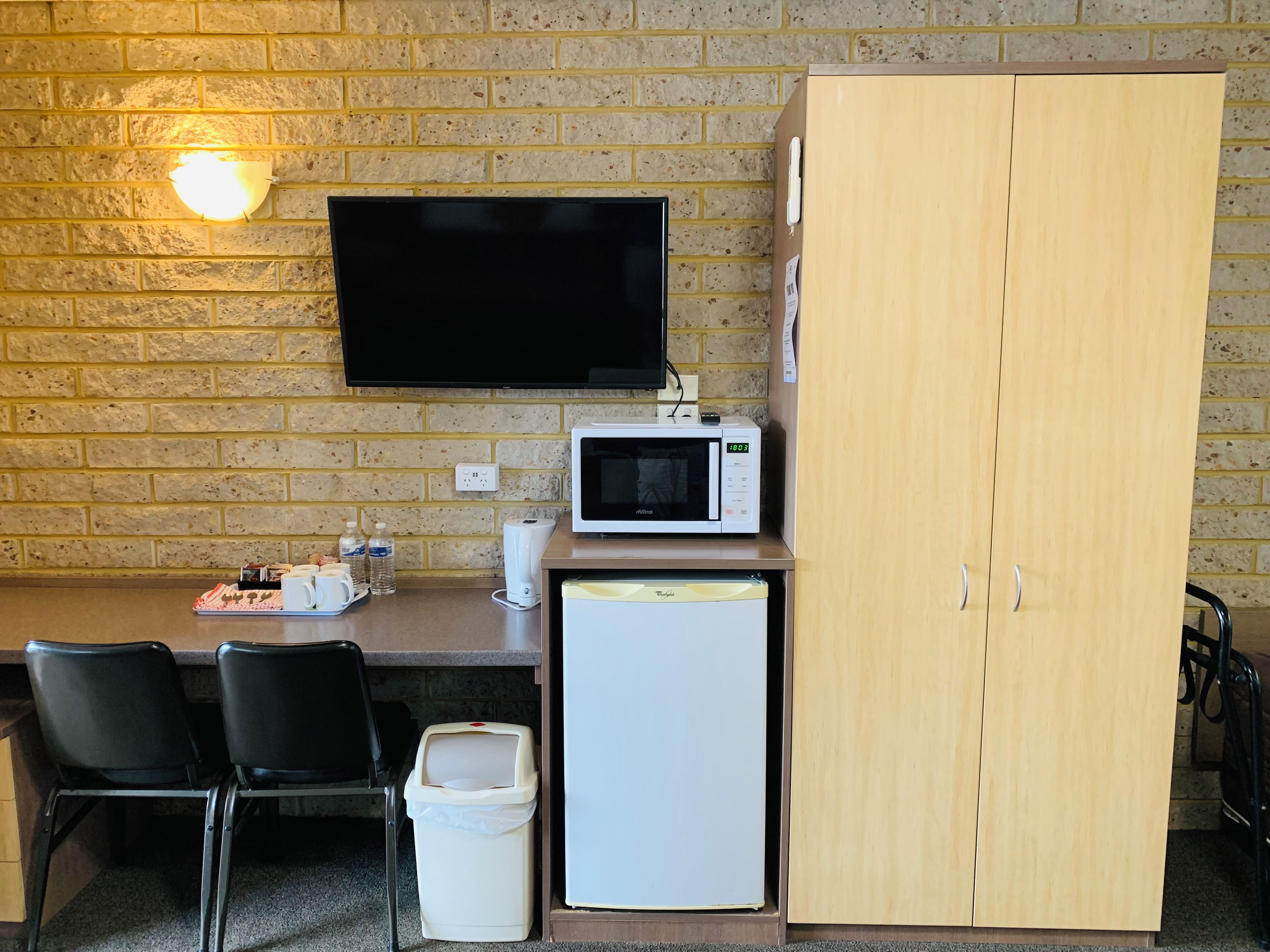 Family Triple Room | Private kitchenette