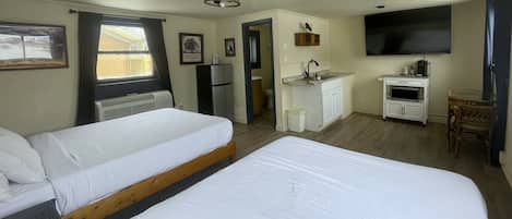 Decoración personalizada, wifi gratis y ropa de cama