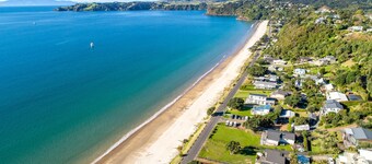 ONETANGI BEACHFRONT ESCAPE | Coast & Country |