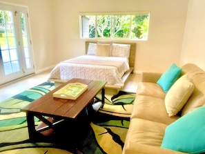 4 bedrooms, iron/ironing board, travel crib, free WiFi - Private Peaceful Beautiful House (Kailua-Kona)