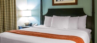 2 Bed 2 Bath Condo w/Full kitchen