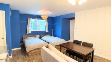 1 bedroom, desk, iron/ironing board, free WiFi