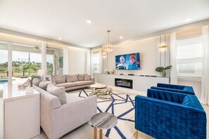 TV - Rent Your Own Exclusive Villa with Large Private Pool on Encore Resort at Reunion (Orlando)