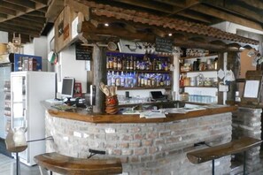 Bar (a l'allotjament)