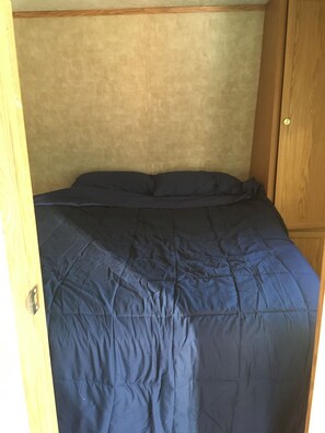 1 bedroom, bed sheets - Travel trailer located 7 miles from downtown whitefish, 35 miles to GNP. (Whitefish)