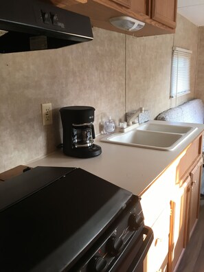 Fridge, microwave, coffee/tea maker - Travel trailer located 7 miles from downtown whitefish, 35 miles to GNP. (Whitefish)