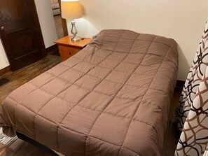 2 Schlafzimmer, Bügeleisen/Bügelbrett, kostenloses WLAN, Bettwäsche