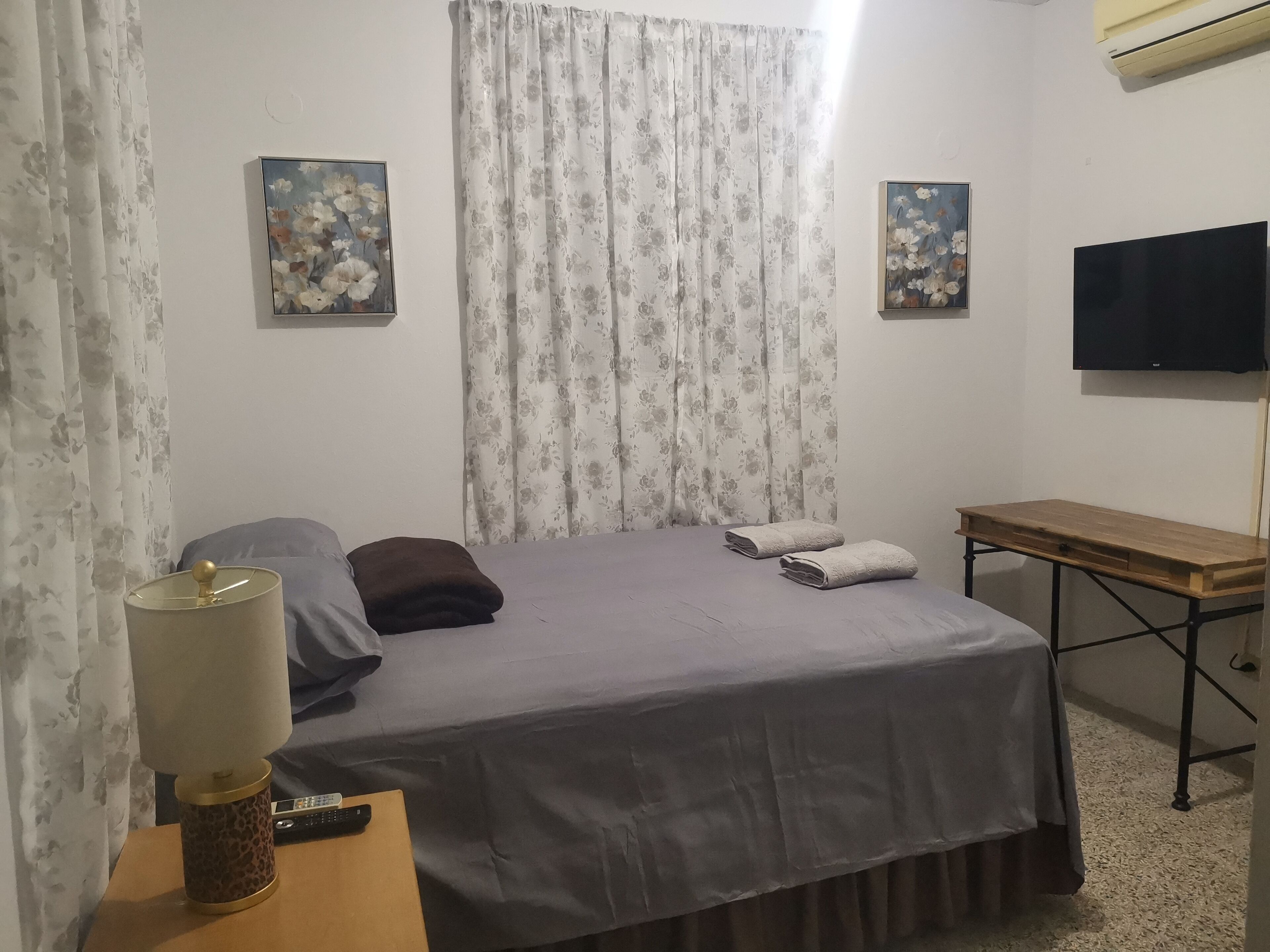 1 bedroom, desk, iron/ironing board, free WiFi