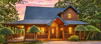 Aska Retreat • Jacuzzi • Hot Tub • Mountain Views Near Toccoa River
