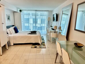 1 camera, ferro/asse da stiro, Wi-Fi gratuito, lenzuola