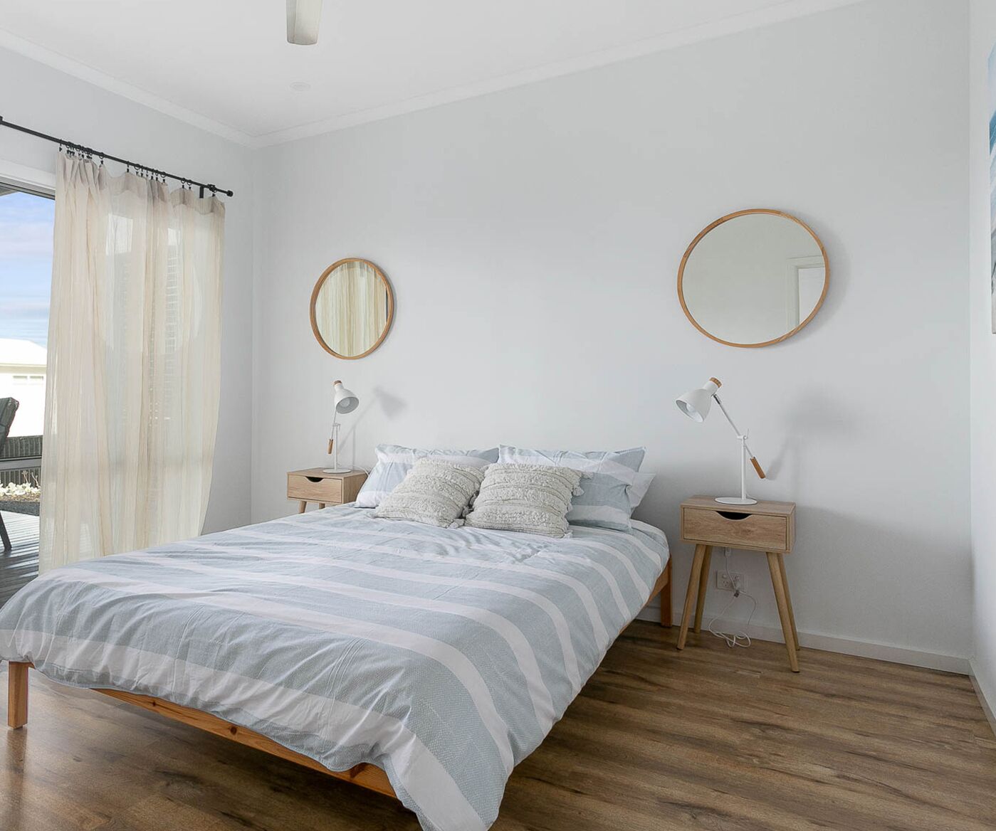 Ultimate in Middleton Coastal Style with Views – Sleeps 10 — image 13