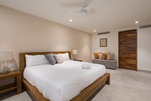 5 habitaciones, tabla de planchar con plancha, cuna de viaje y wifi