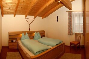 2 chambres, lit parapluie, Wi-Fi gratuit, draps fournis