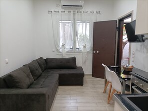 Living area - Beautiful Pedestrian (Athens)