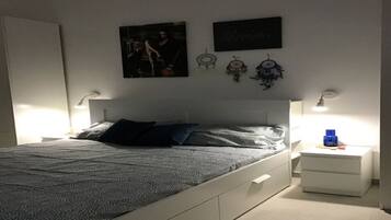 4 Schlafzimmer, Bügeleisen/Bügelbrett, kostenloses WLAN, Bettwäsche