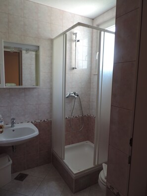 Dusche, Toilettenpapier
