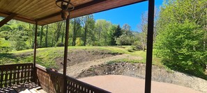 المنطقة المحيطة بالمنشأة