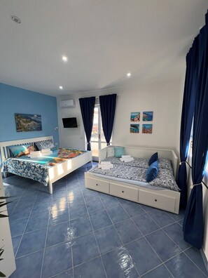 1 bedroom, free WiFi, bed sheets