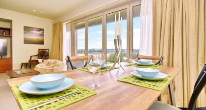 High Country Villa 238-Luxury Villa in Terrace Downs