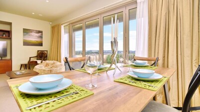 High Country Villa 238-Luxury Villa in Terrace Downs