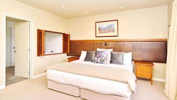 3 quartos, ferros/tábuas de passar roupa, Wi-Fi de cortesia