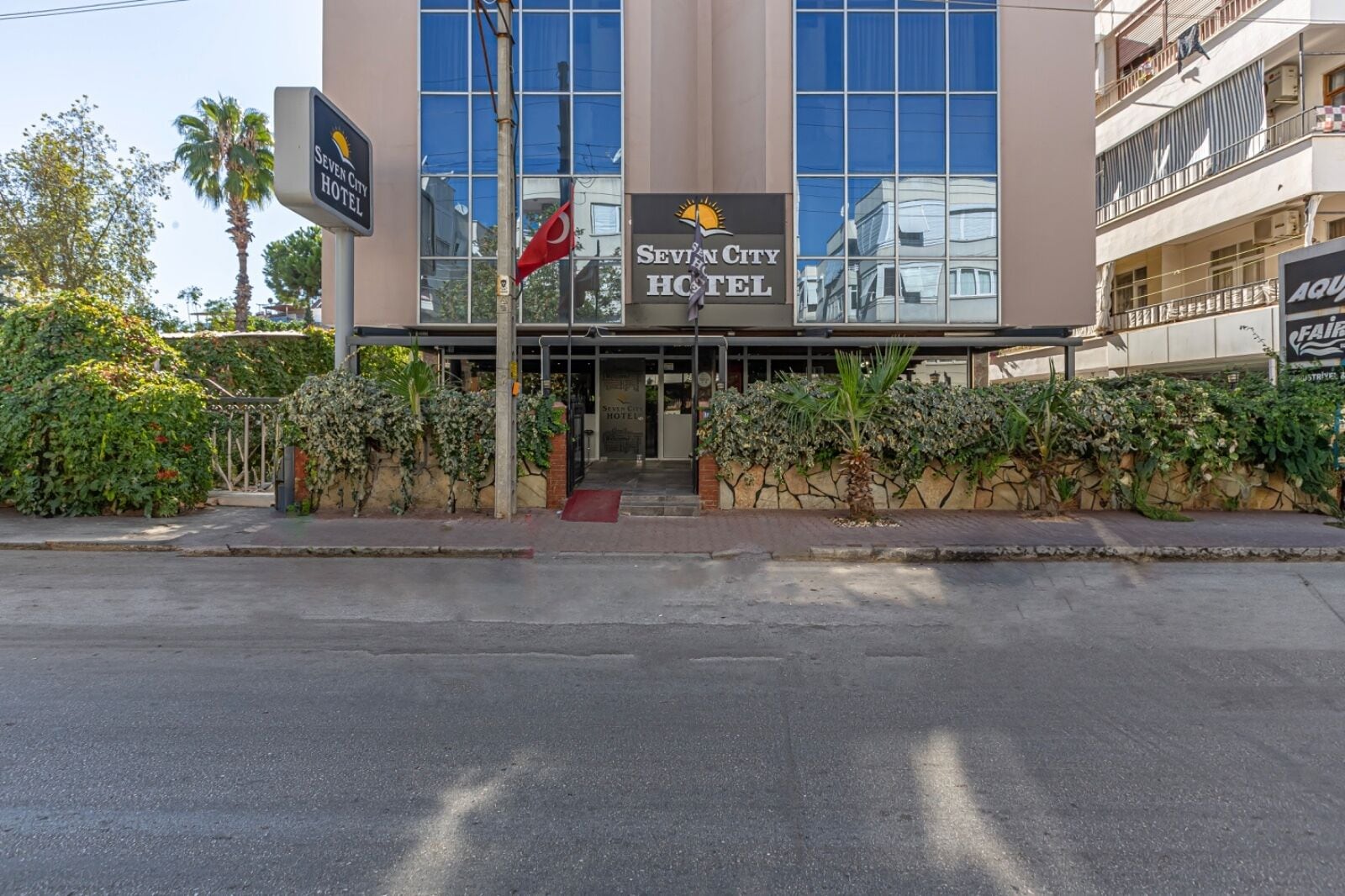 Foto - Seven City Hotel