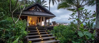 Buahan, A Banyan Tree Escape