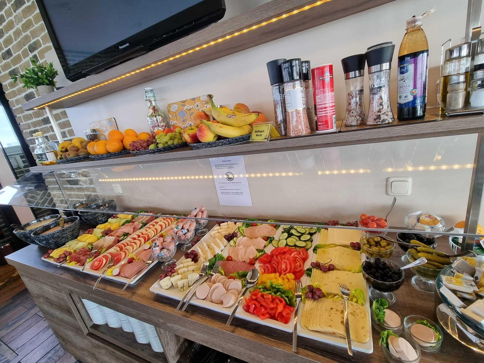 daily buffet breakfast (eur 20 per person)
