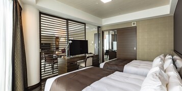 豪華套房, 非吸煙房 | 羽絨被、書桌、筆電工作空間、遮光布/窗簾