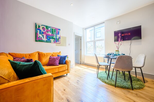 Apartment | Living area