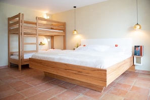 1 chambre, fer et planche Ă repasser, lit parapluie, Wi-Fi gratuit