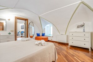 2 chambres, fer et planche Ă repasser, Wi-Fi, draps fournis