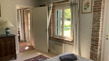 3 chambres, fer et planche Ă repasser, Wi-Fi gratuit