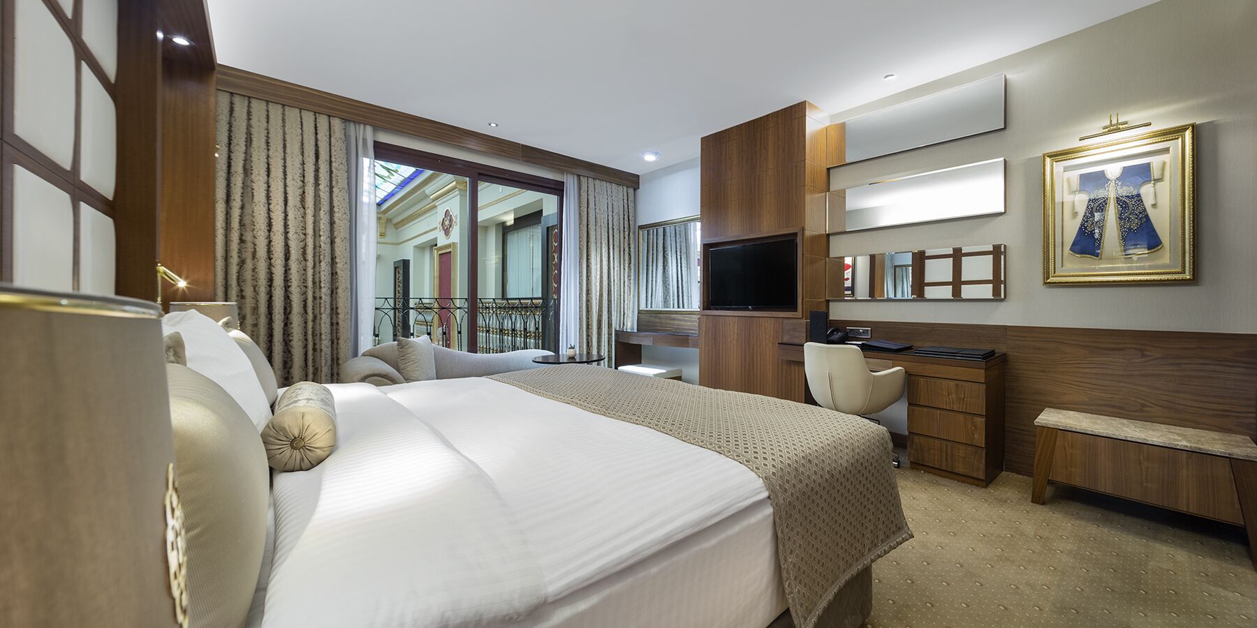 superior double room | 1 bedroom, egyptian cotton sheets, premium bedding, in-room safe