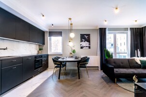 1 habitación, decoración personalizada y muebles diferentes 