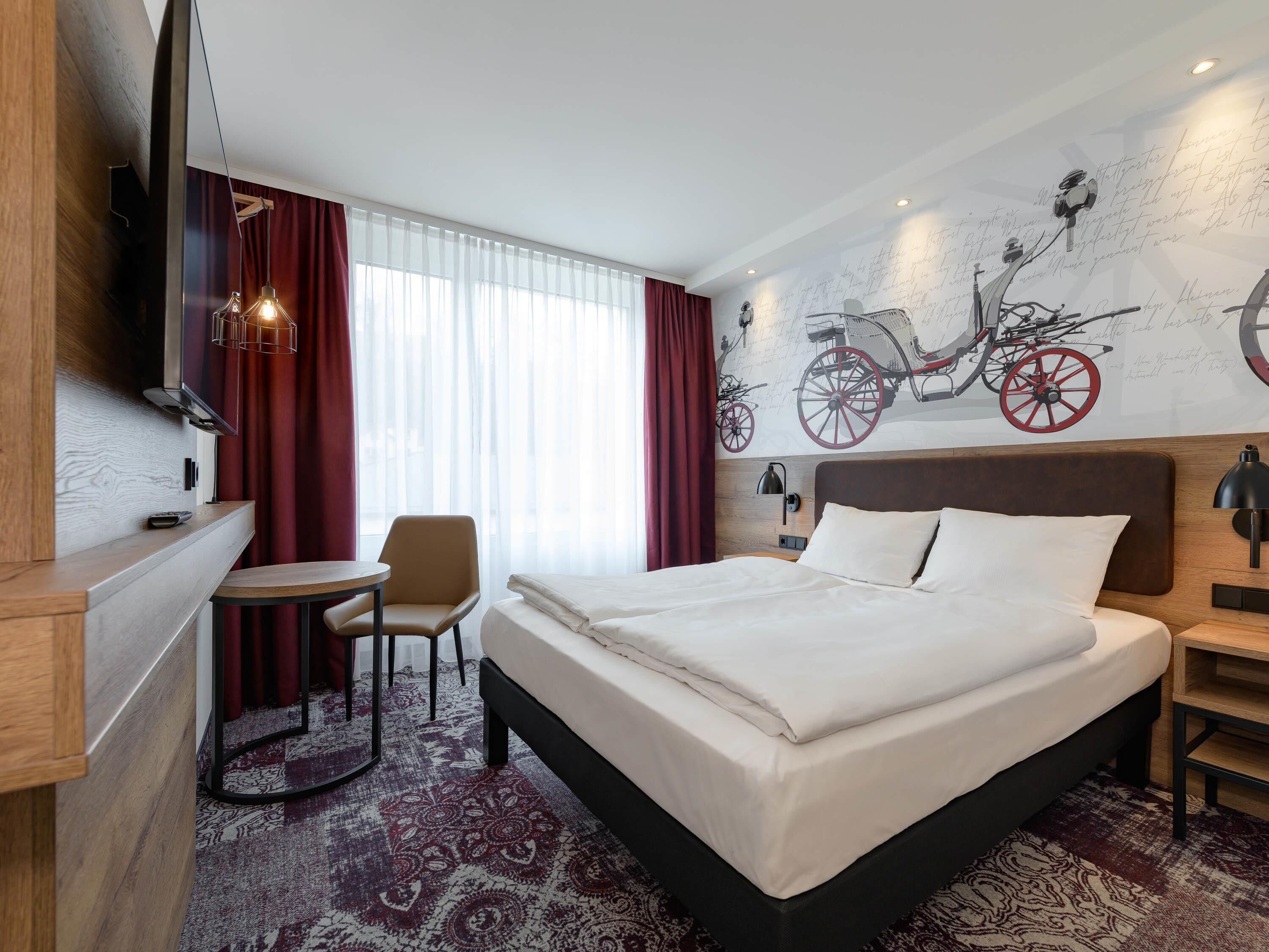 Comfort Room, 1 Double Bed | In-room safe, desk, soundproofing, free cribs/infant beds