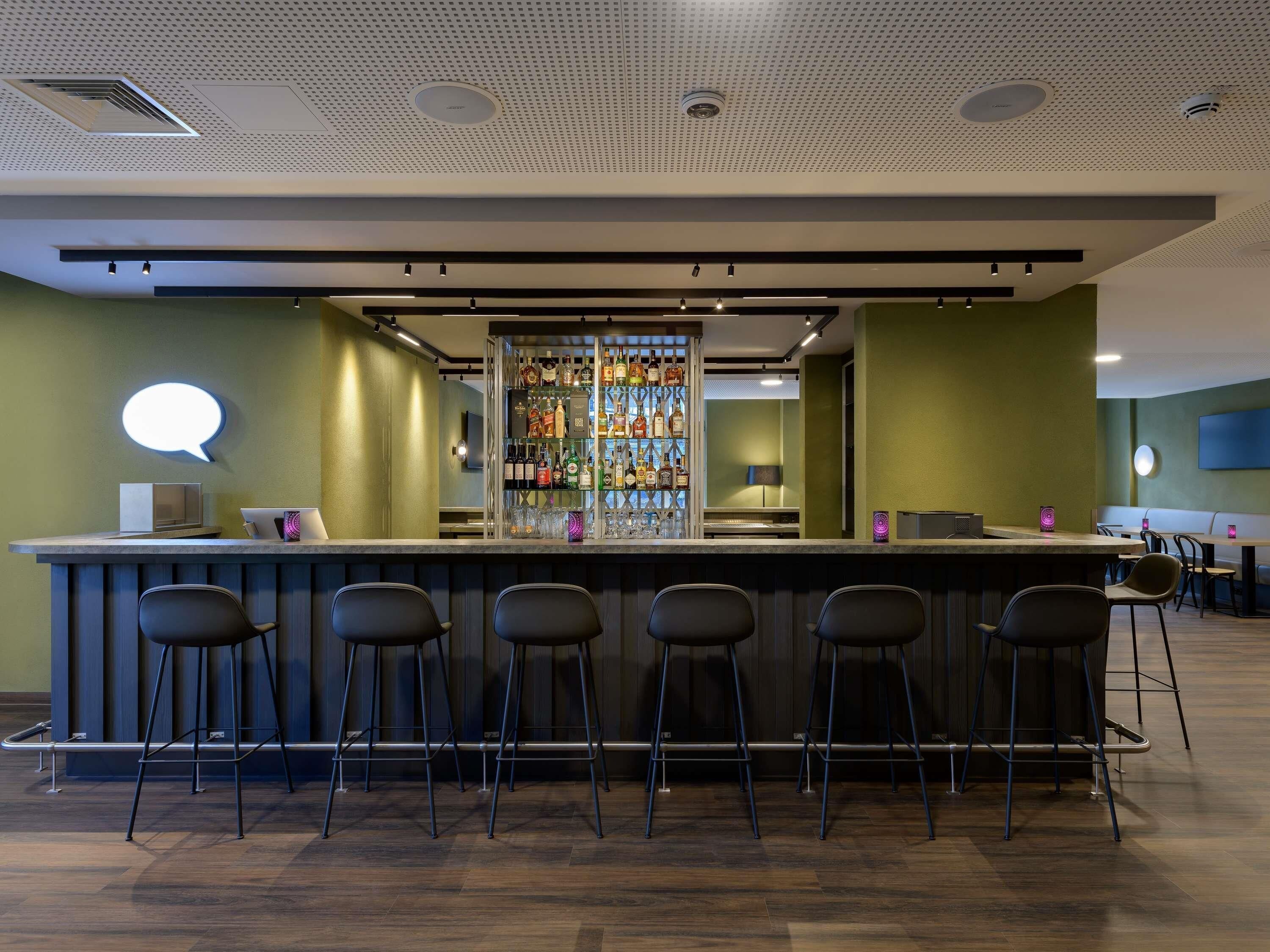 Bar (en la propiedad)