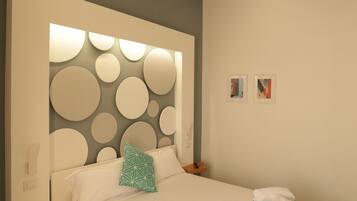 1 chambre, fer et planche Ă repasser, Wi-Fi gratuit, draps fournis