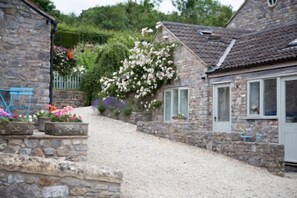 Property grounds - Gorgeous Studio with fast wifi on 55 acres ❤️ (Radstock)