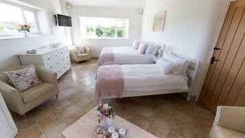 1 dormitorio, tabla de planchar con plancha, cuna de viaje y wifi gratis