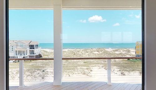 Harper House now available for 3 night stays!  Fantastic Views! 4x4 Required