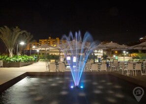 Piscina interna, piscina externa