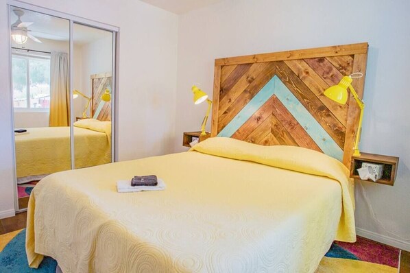 3 habitaciones, cuna de viaje, wifi gratis y ropa de cama 