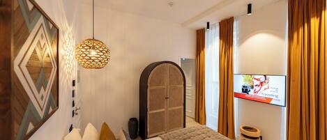 In-room safe, iron/ironing board, free WiFi, bed sheets