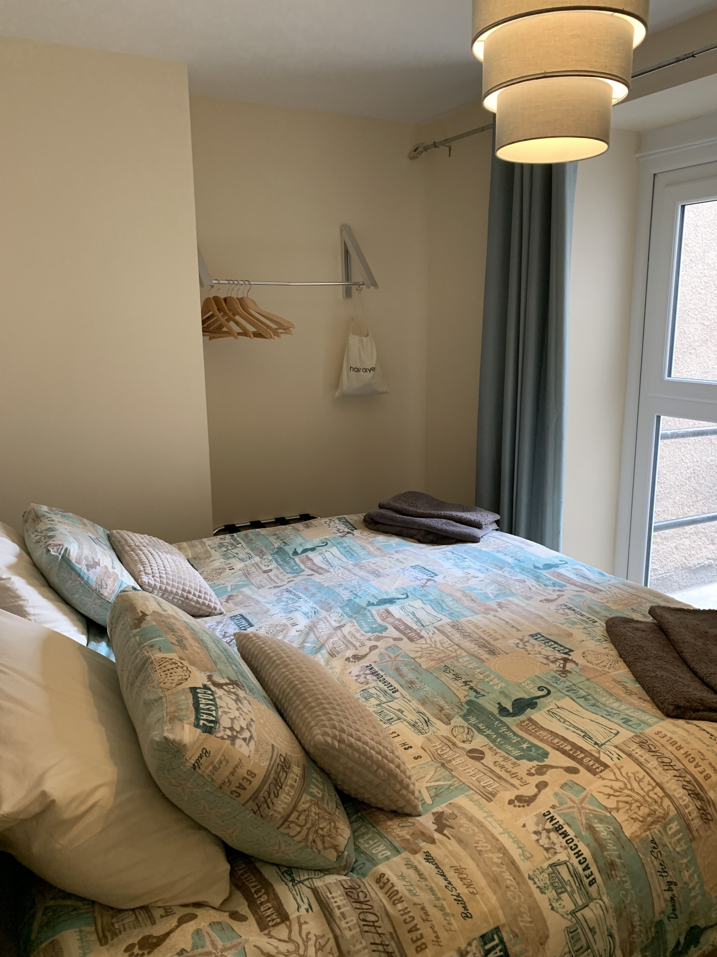 2 chambres, fer et planche à repasser, Wi-Fi gratuit, draps fournis